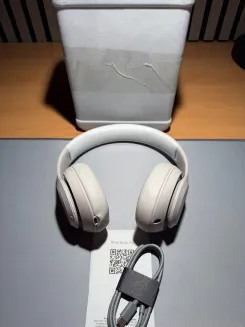Beats Studio Pro Bluetooth Kopfhörer ANC USB-C Apple Android Sandstein B-Ware