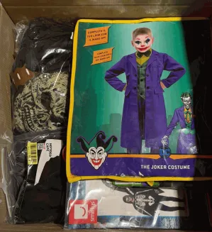 Kinderkostüm Restposten 30 Teile B-Ware Karneval Halloween Händlerpaket S-3
