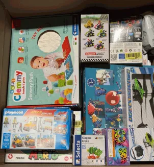 25 Teile Spielzeug Restposten B-Ware Retourenware Playmobil Carrera Revell S-6