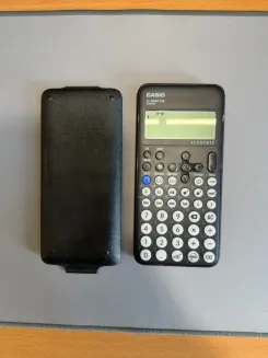 Casio fx-82SP CW Iberia ClassWiz Taschenrechner mit Deckel
