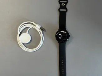 Google Pixel Watch 41mm WiFi GPS Schwarz Smartwatch [Wi-Fi]