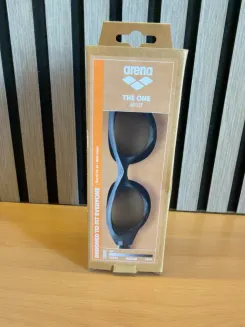 arena The One Schwimmbrille Erwachsene Anti-Fog UV-Schutz Schwarz Neu