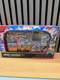 Pokémon Mega-Lucario ex Figuren-Kollektion OVP 5 Booster Promo Figur